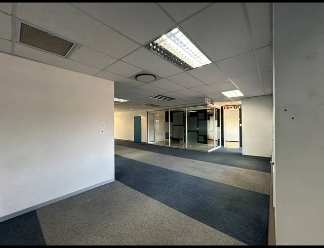 703M² OFFICE TO LET IN CENTURION CENTRAL